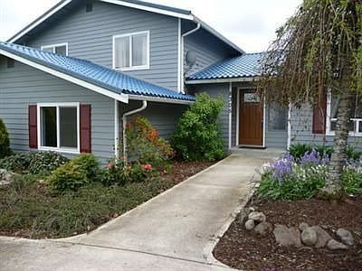1st image of 8305 259th Ave E
