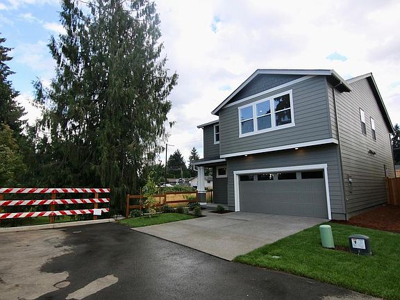 2nd image of 4921 NE 24th Ave