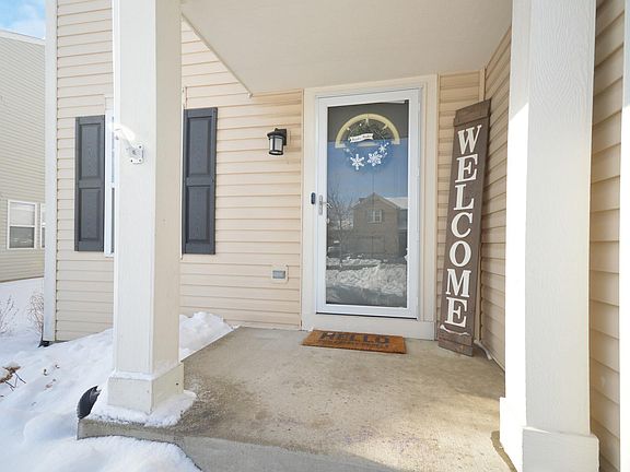 2nd image of 1019 Bayhill Ln