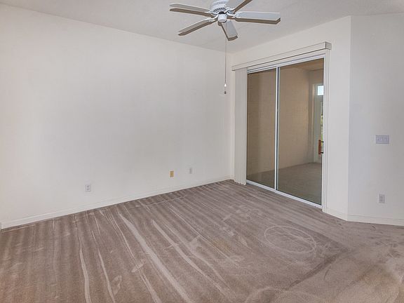5th image of 1002 Royal Troon Ln