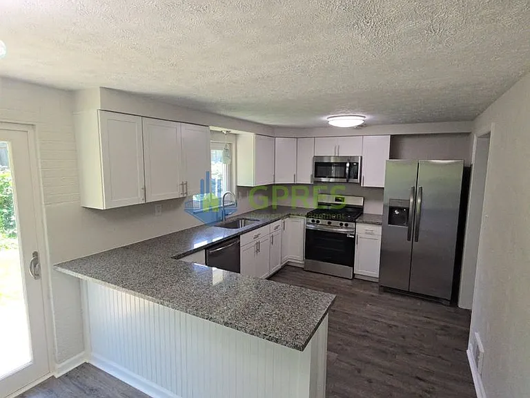 5601 Rodgers St — Photo 7