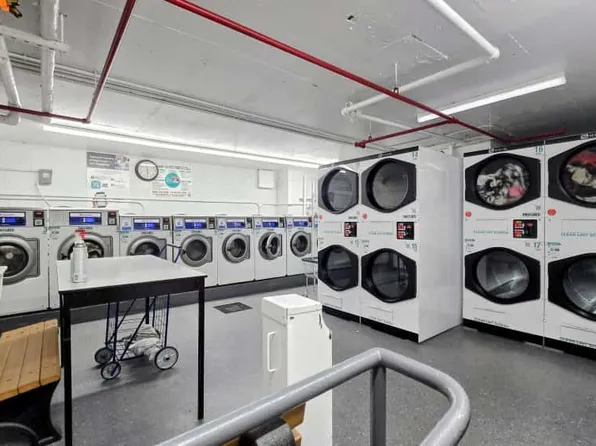 118-18 Union Turnpike image 28 of 29