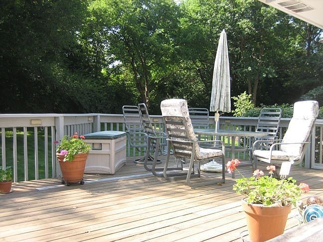 Large Deck