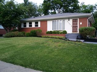 3155 Talisman Rd, Louisville, KY 40220