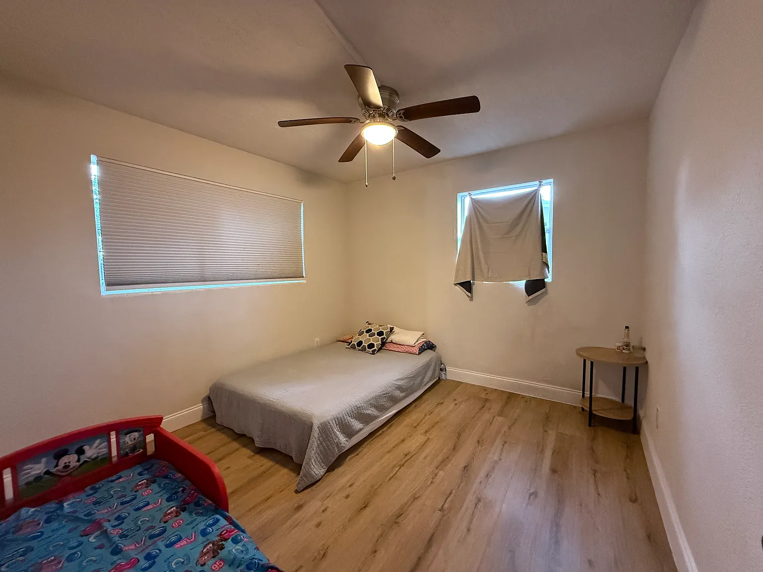 3 bed, 1320 sqft, $1,900 — Photo 4