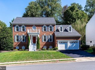 5407 Sandy Point Ln, Clifton, VA 20124