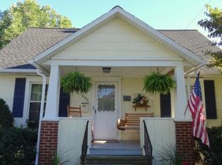 606 Elm St, Endicott, NY 13760