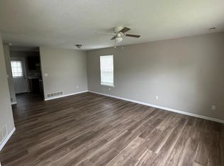 510 Nickman Rd #B, Ashland, MO 65010