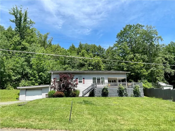264 Hedgehog Ln, Bradford, PA 16701