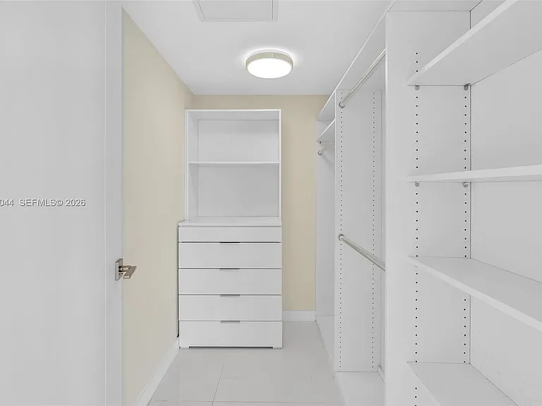 9901 E Bay Harbor Dr #803 — Photo 14