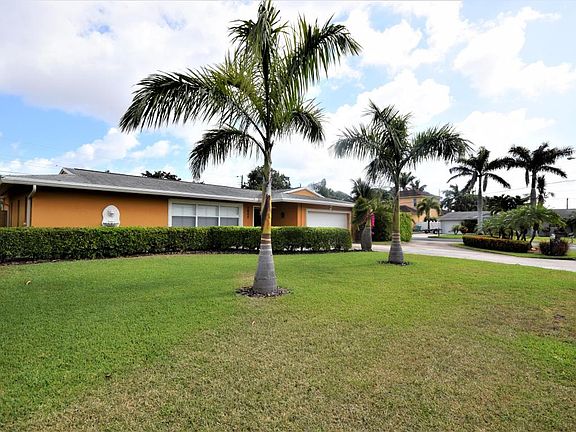 3rd image of 1003 SW 24th Ave