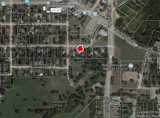 1708 E Leuda St, Fort Worth, TX 76104