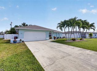 1309 SE 37th Ter, Cape Coral, FL 33904
