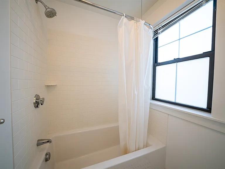 123 Ward St #5 — Photo 13