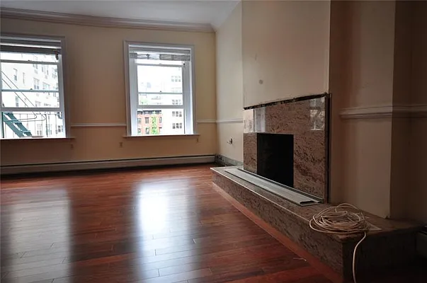 Rented by Mark David | media 11