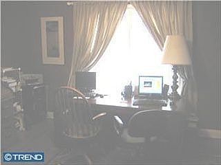4th image of 28 Farm House Ln