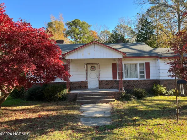 815 W Commerce Street, Aulander, NC 27805