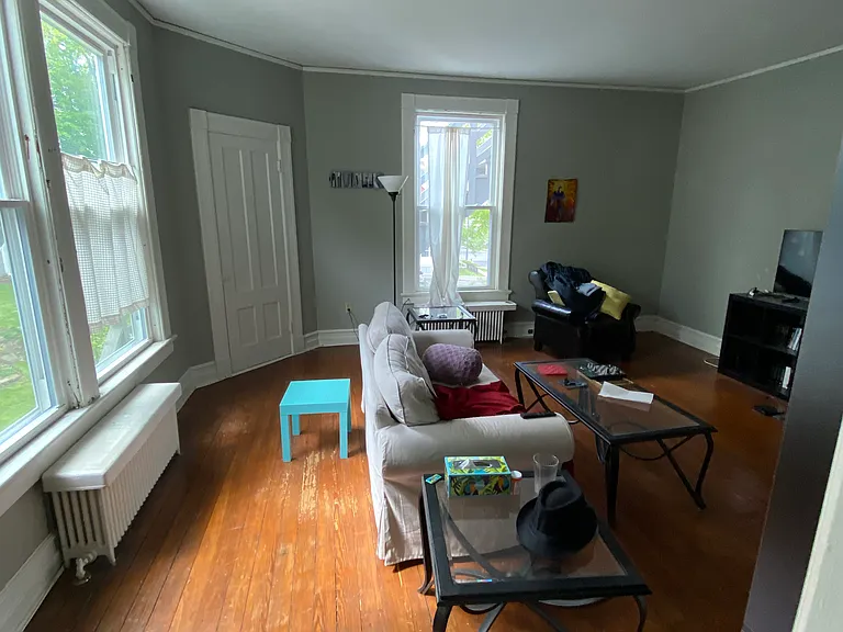 166 Washington St #2E — Photo 2