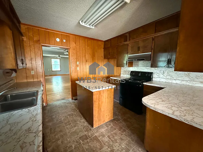 1405 Baltimore Ave — Photo 11