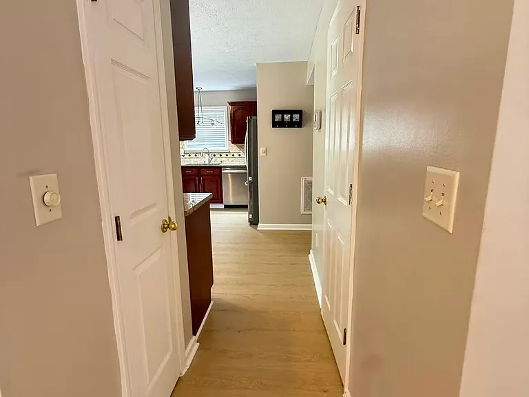 1196 Lacy Ln — Photo 11