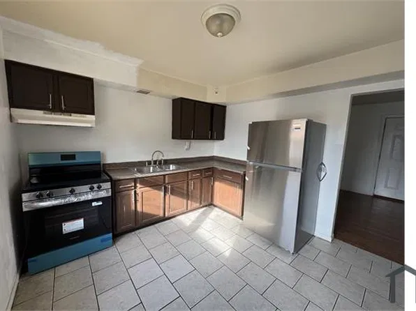6358 S Eberhart Ave, Chicago, IL