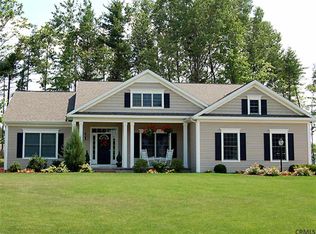34 Walden Cir, Saratoga Springs, NY 12170