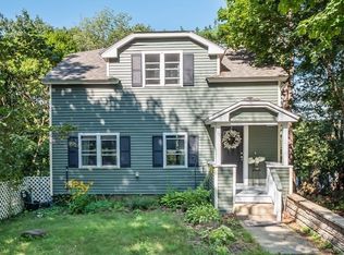 62 Oriole St, Gardner, MA 01440