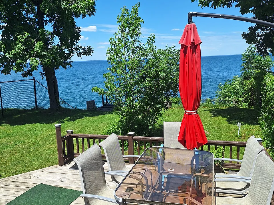 11 Campview Rd