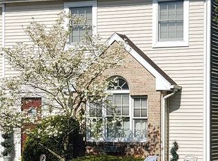 16-6 Cranberry Rdg, Reading, PA 19606