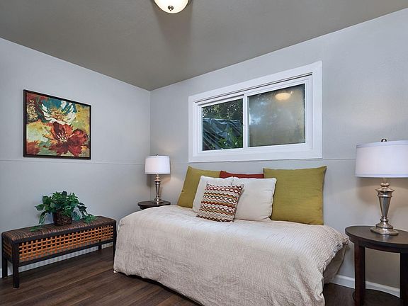 4th image of 83 Prospect Ave #C1
