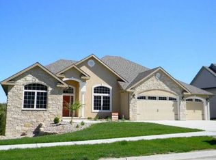 2416 Sumac Dr, Manhattan, KS 66502