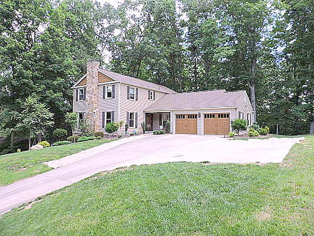 1st image of 324 River Oak Dr