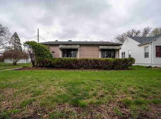 220 Forest Ave, Waterloo, IA 50702