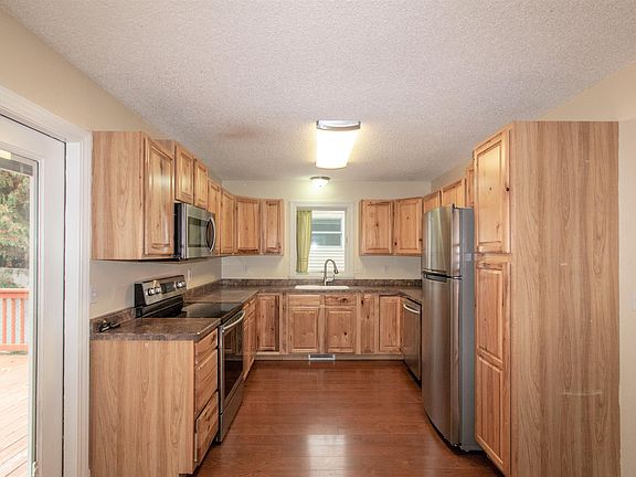 4th image of 4028 5th St NW