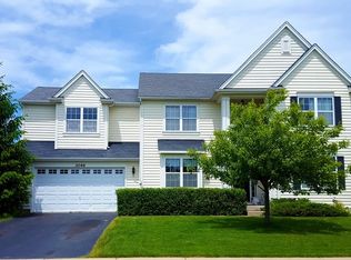 3044 Settlers Pkwy, Elgin, IL 60124