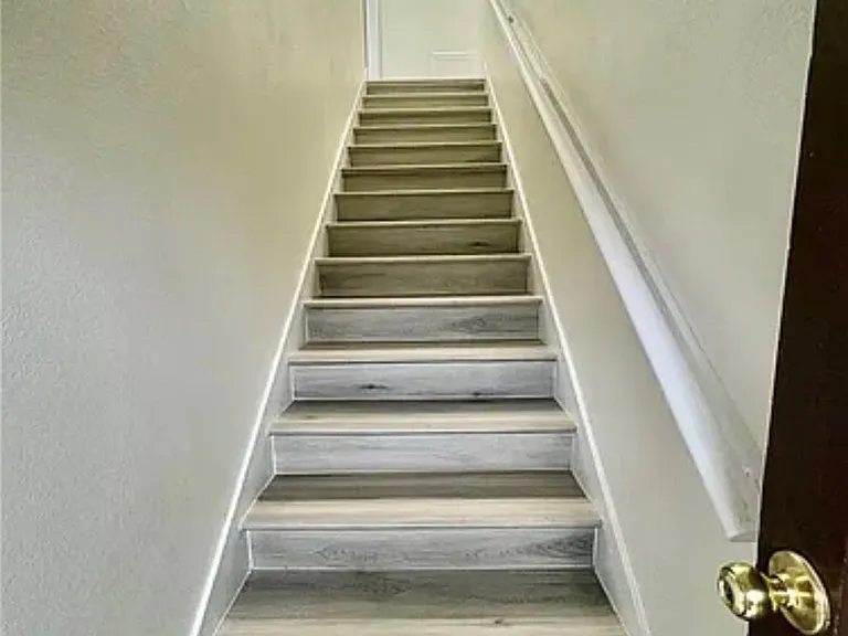 549 E 17th St #551 — Photo 13