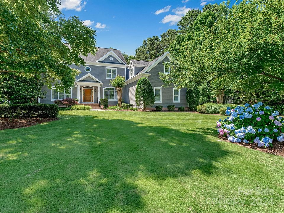 1st image of 105 Standish Ln