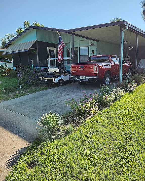 1st image of 1230 Lakeside Dr