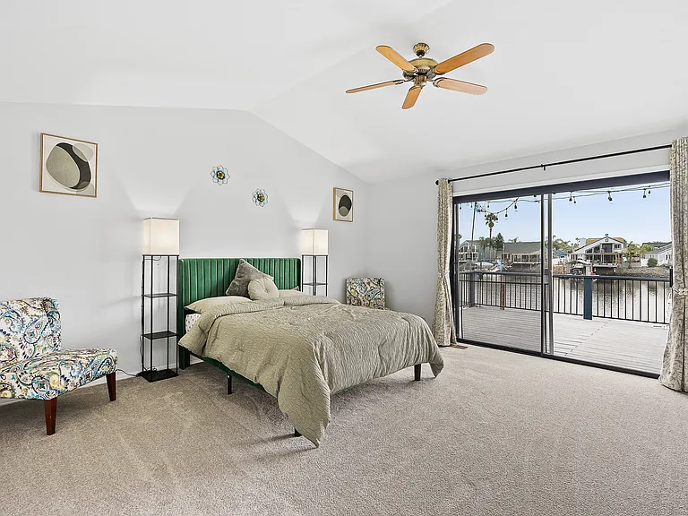 1954 Seal Way — Photo 16