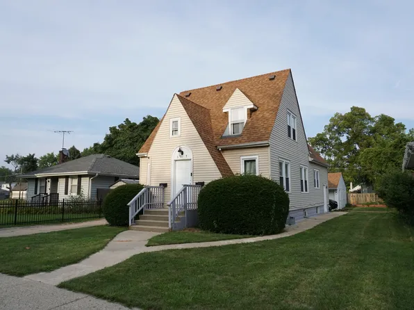 1707 Seymour Ave, North Chicago, IL 60064