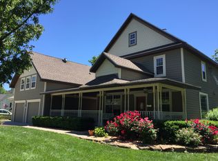 218 E Harrison St, Republic, MO 65738