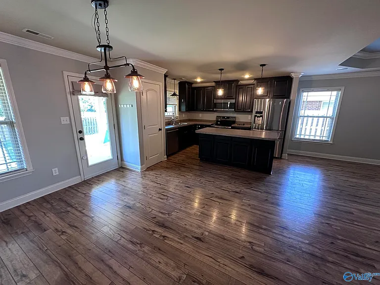 240 Fields Pond Dr — Photo 4