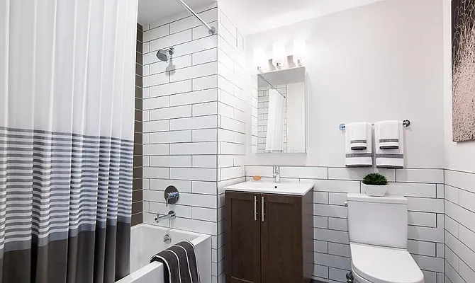 Rented by Vertical Real Estate LLC | media 7