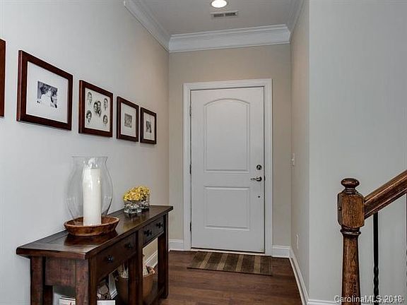 3rd image of 5105 Pansley Dr #21