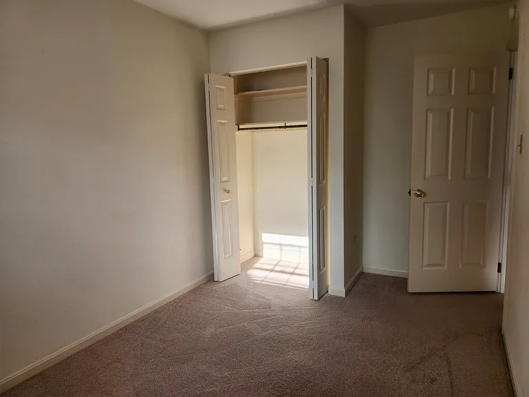 105 Ridge Ave — Photo 13