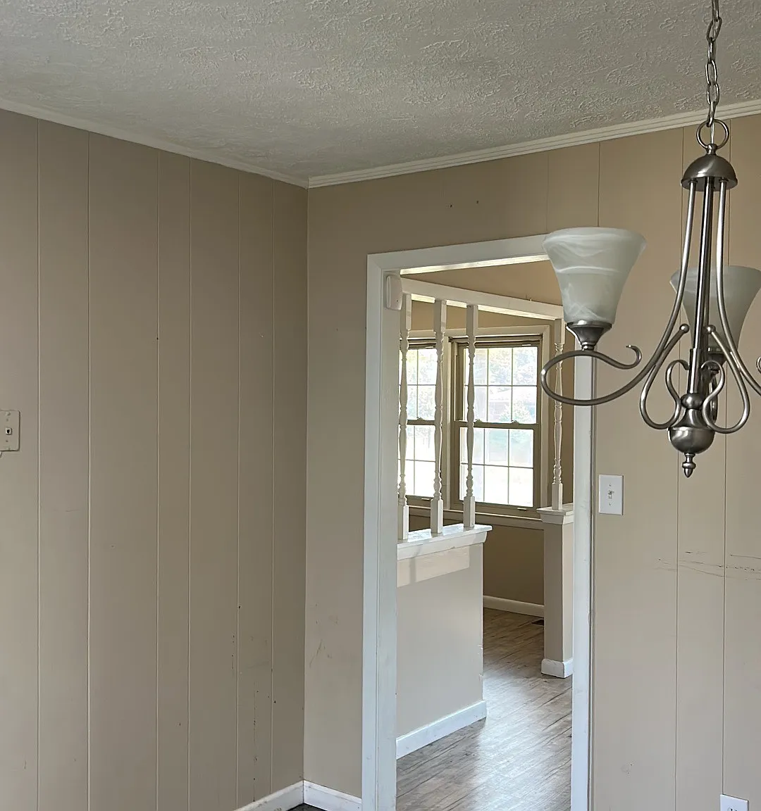 3 bed, 1324 sqft, $1,300 — Photo 4