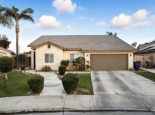 6605 High Peaks Dr, Bakersfield, CA 93313