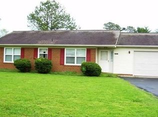 2857 Cypress Crest Ln, Hayes, VA 23072