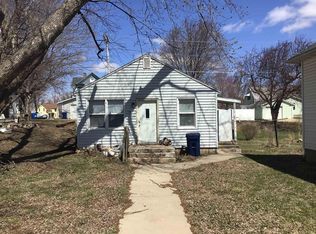 308 Franklin St, Elgin, IA 52141