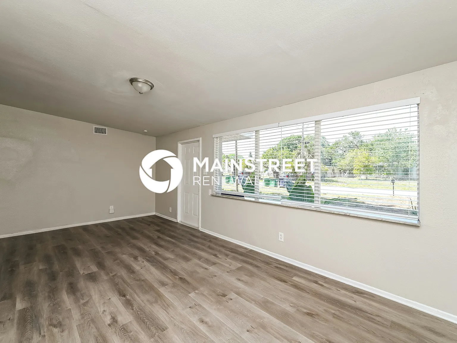 4010 W Marietta St — Photo 2